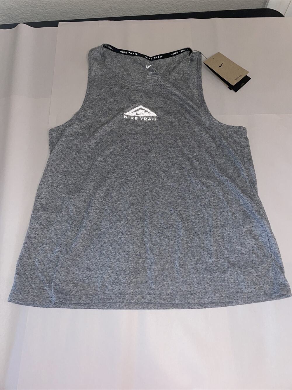 Nike Women's Core City Sleek Trail Tank Top Hiking Gray Dri-Fit Medium Running